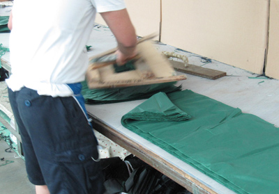 �r�j�[���P���n�؂�o��